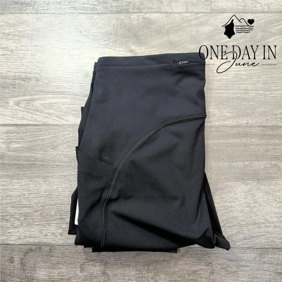 Lululemon clothing - Black 6