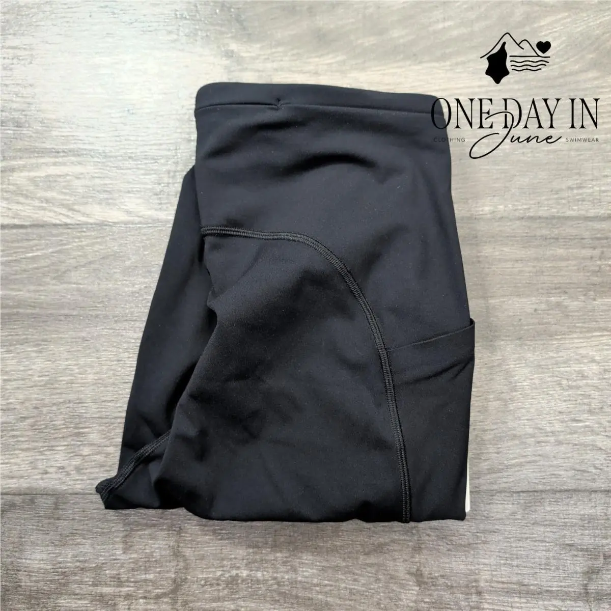 Lululemon clothing - Black 5