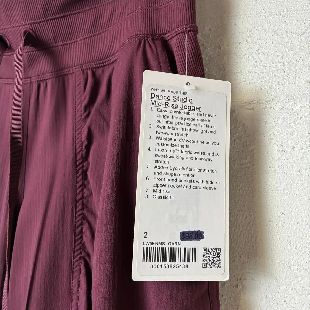 Lululemon clothing - Red 5