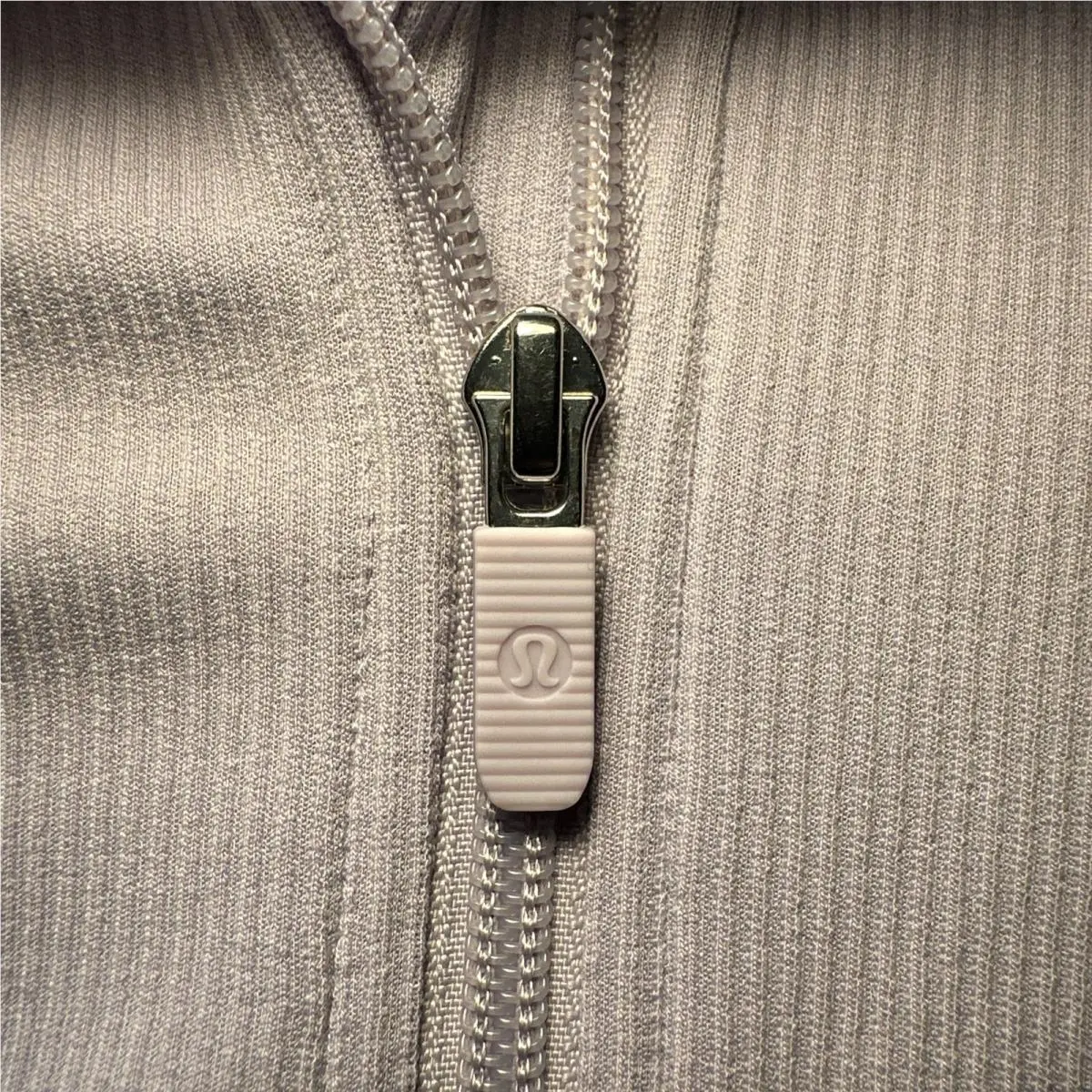 Lululemon clothing - Lavender 6