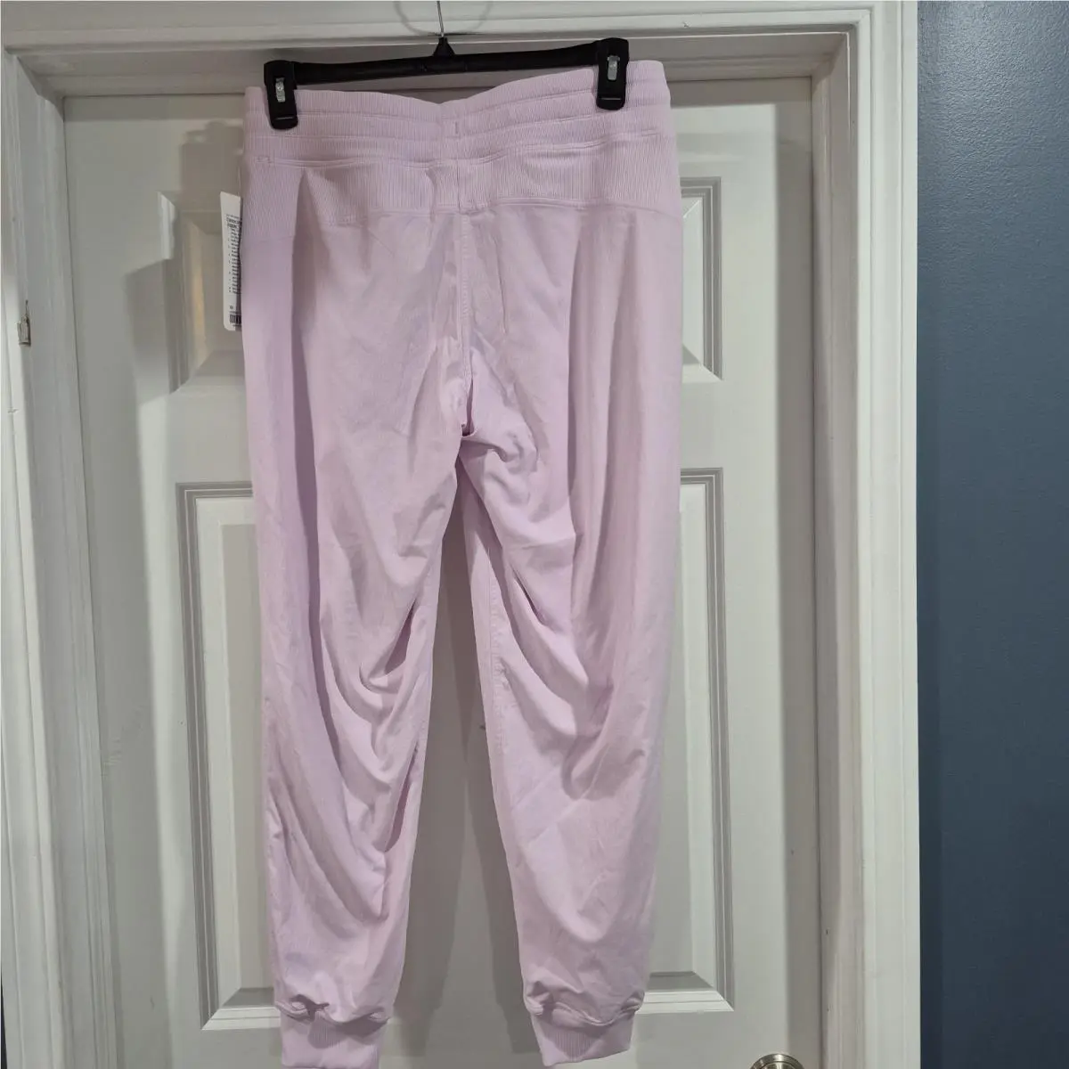 Lululemon clothing - Pink 1