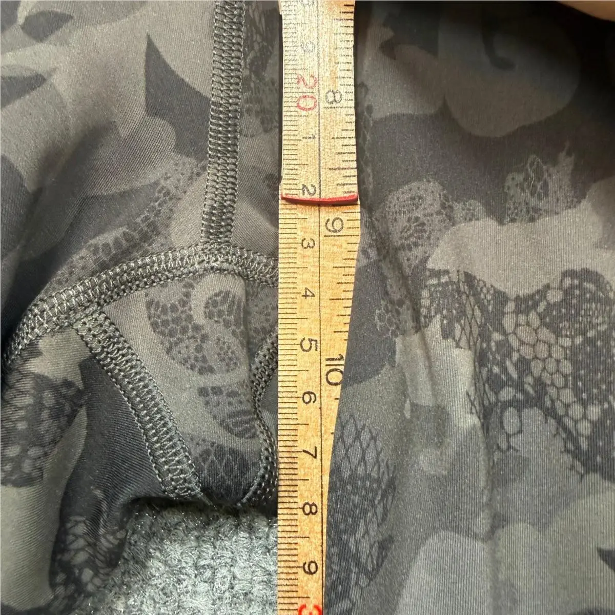 Lululemon clothing - Wunder Train HR Tight 28