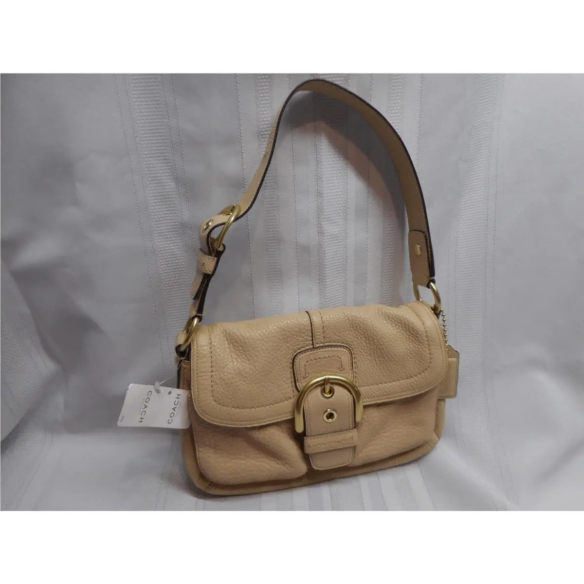 Coach Soho Flap Shoulder Bag Cream Leather Gold Buckle Purse