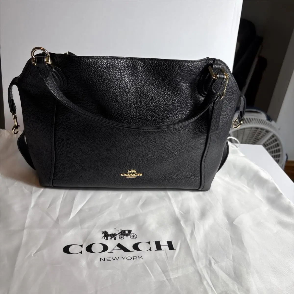 Coach Edie 28 Black Pebbled Leather Shoulder Bag Gold Trim 57124