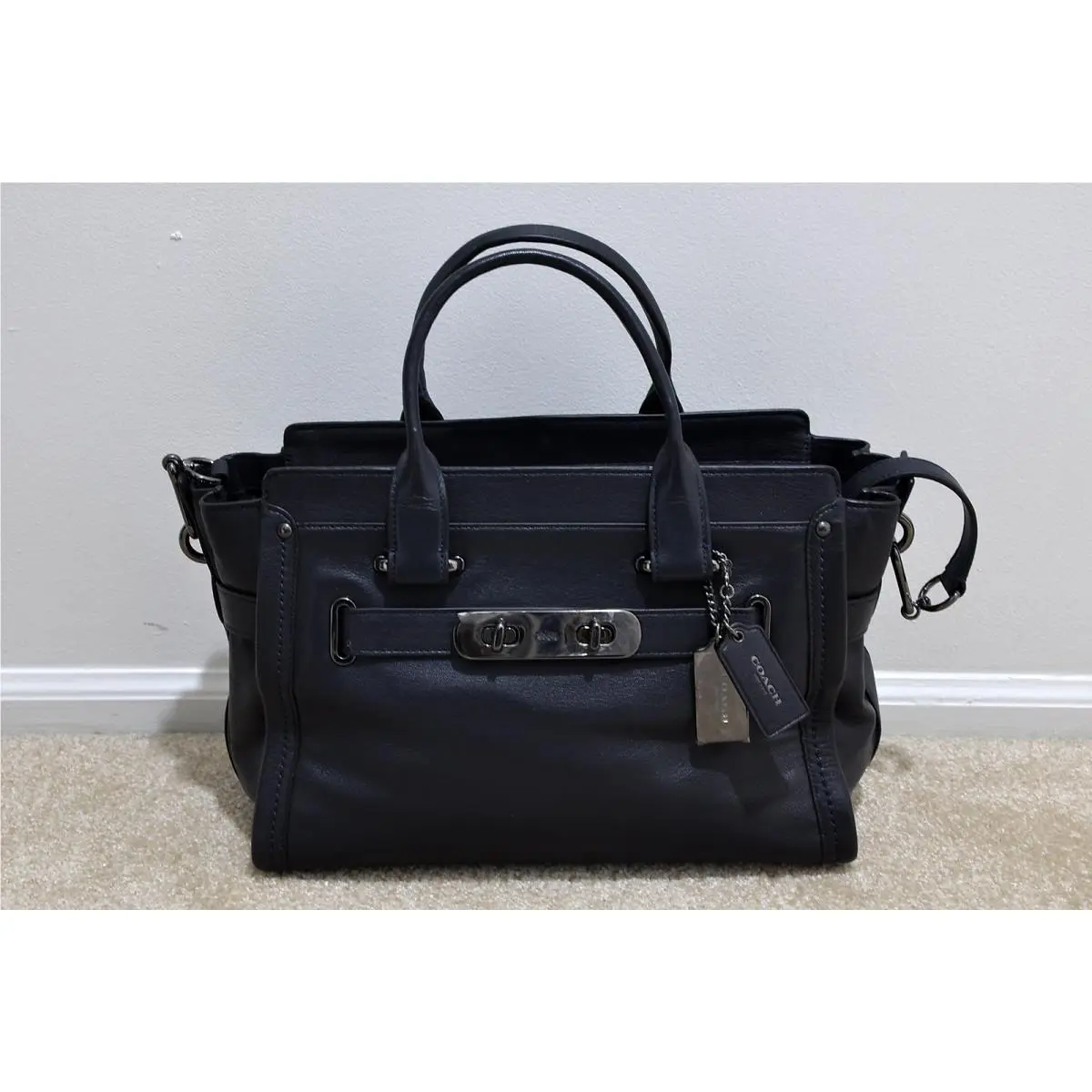 Coach Soft Swagger in Soft Grain Leather in Navy 37732