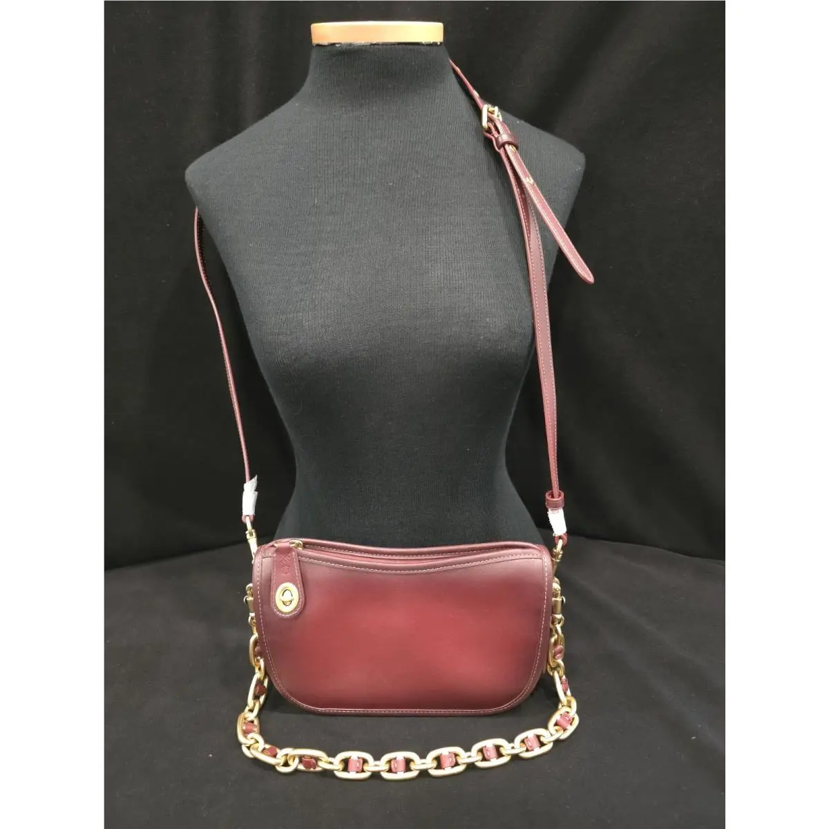 Coach 2-Way Swinger Leather Crossbody/shoulder Bag Wine Color W/dust Bag
