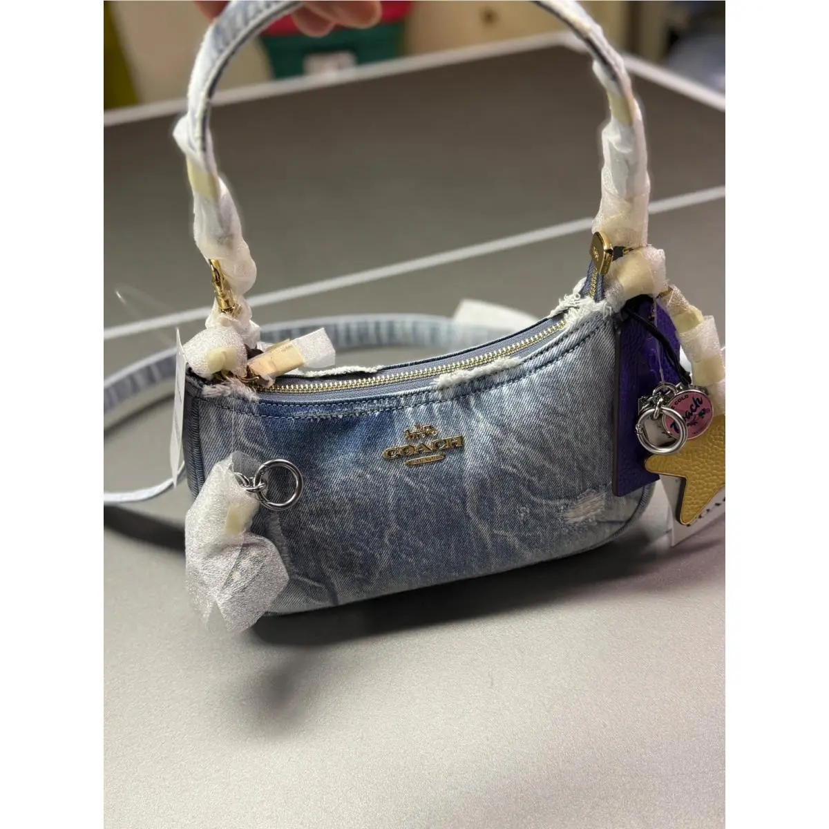 Coach Penn Shoulder Bag Light Indigo Washed Denim Distressed CA178