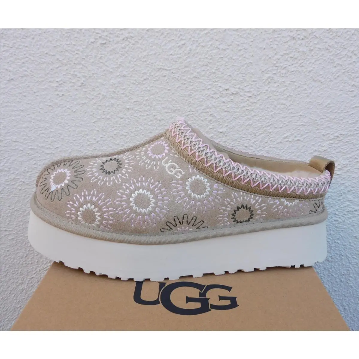 UGG shoes - UGG Tazz SunStitch - Tazz SunStitch - Mustard Seed (UPC: 198605747069) 1