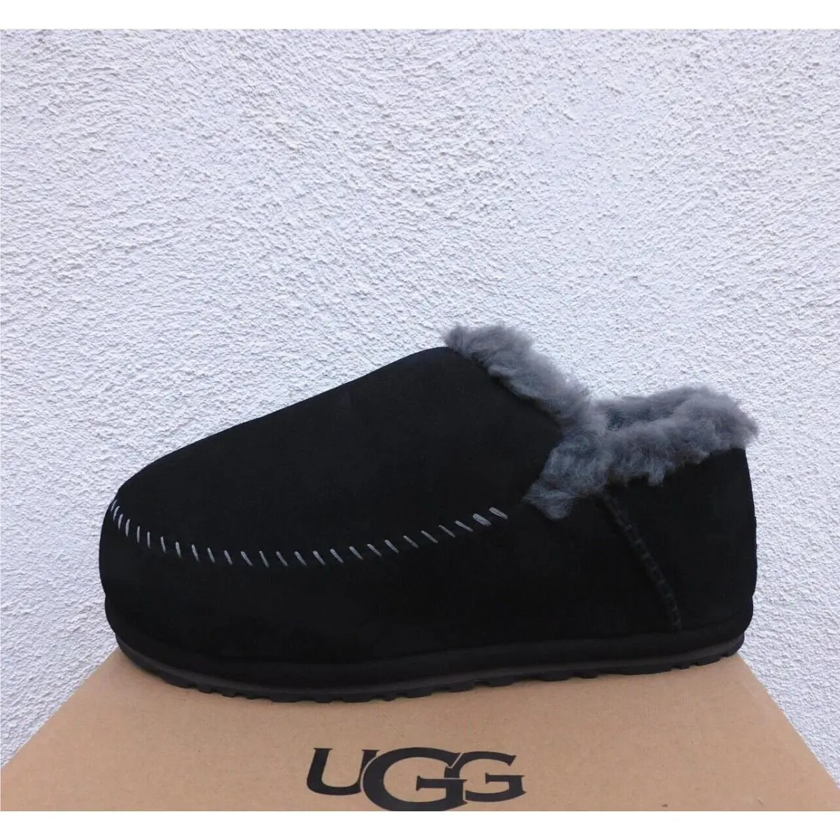 UGG shoes - Black (UPC: 197634334769) 3