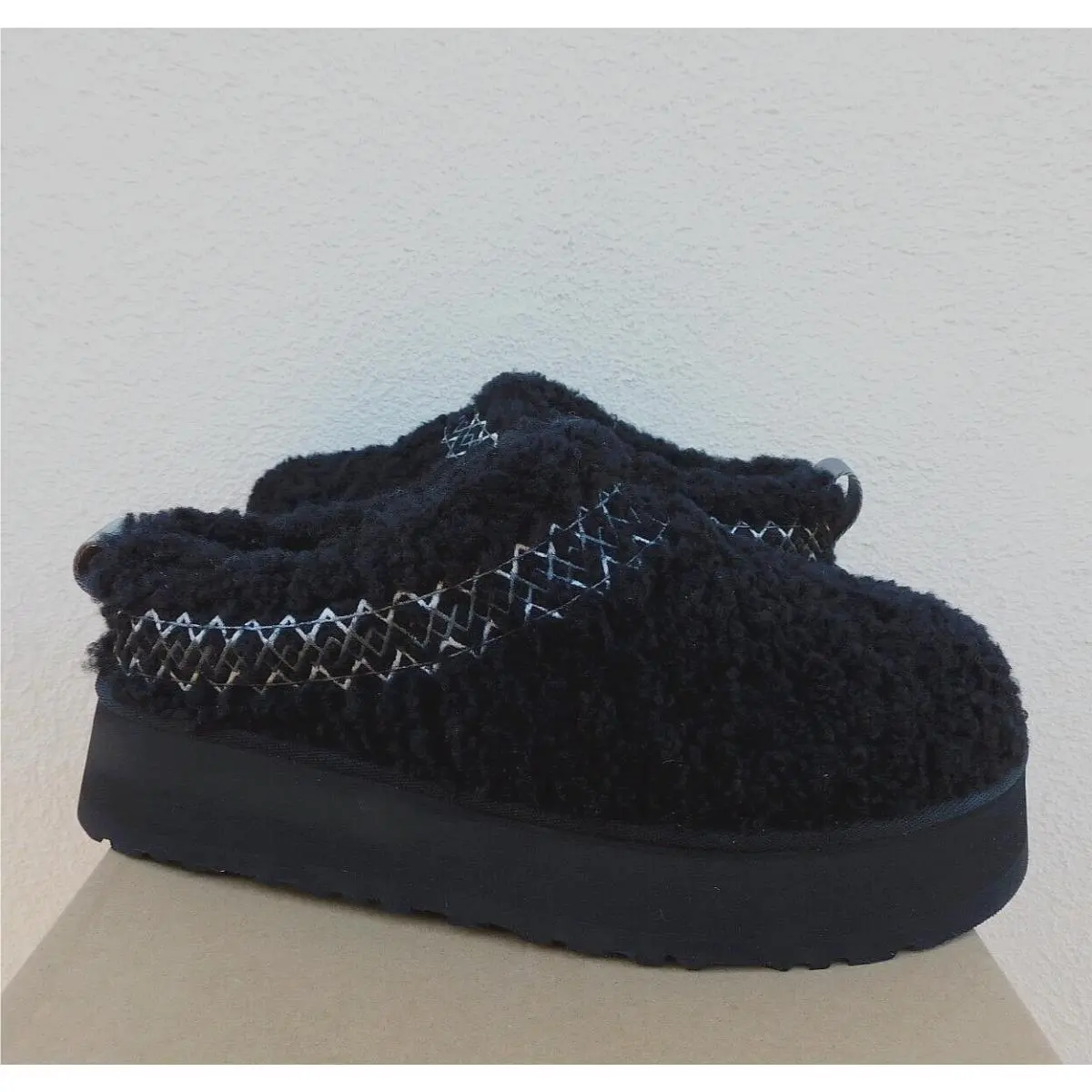 UGG shoes - UGG Tazz UGGbraid - Tazz braid - Black (UPC: 196565774484) 0