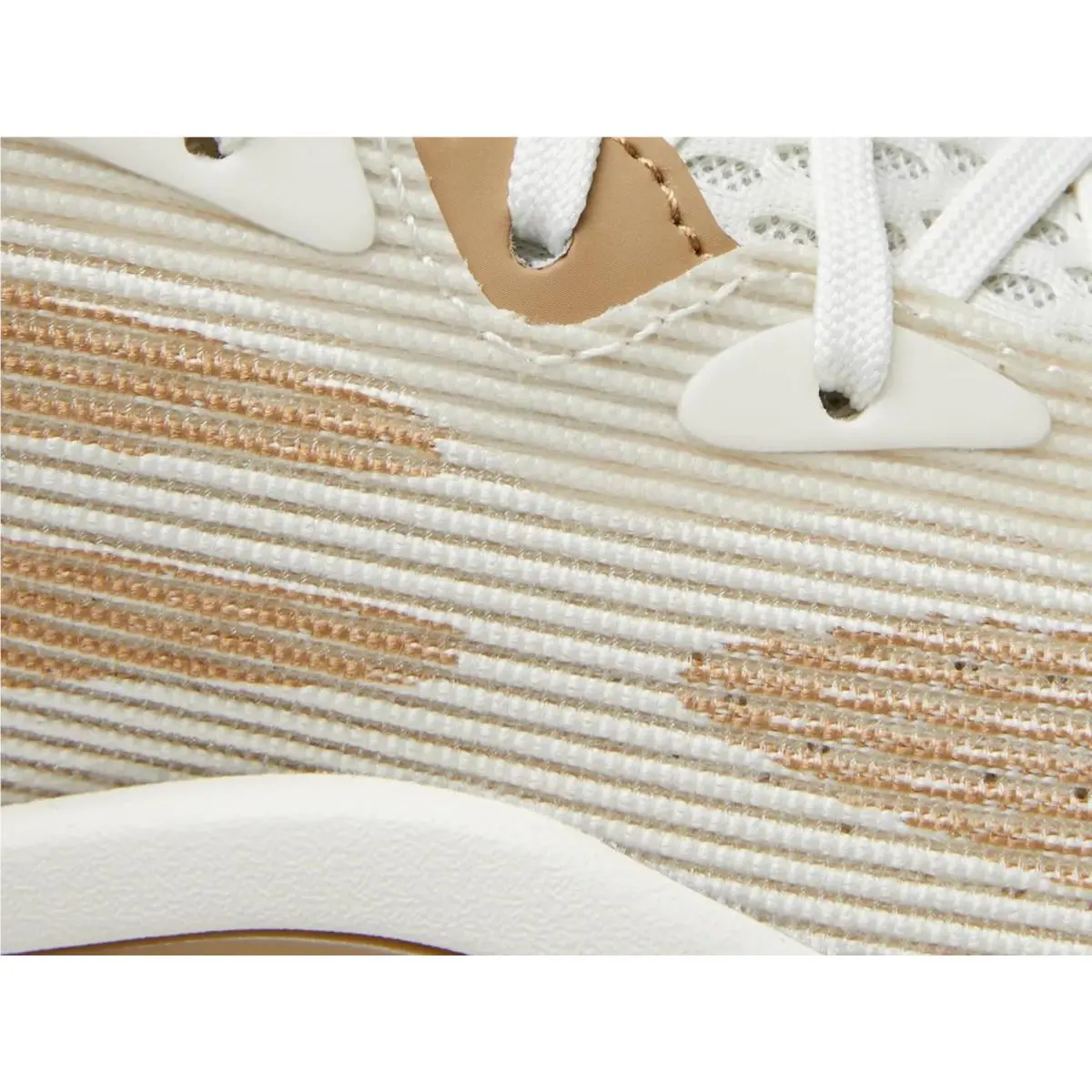 Reebok shoes - Off White/Tan 4