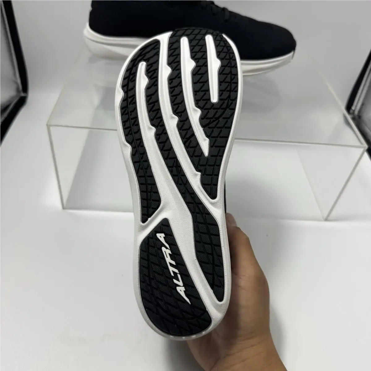 Altra shoes - Altra Escalante 5 - Escalante - AL0A85NU000 - Black 6