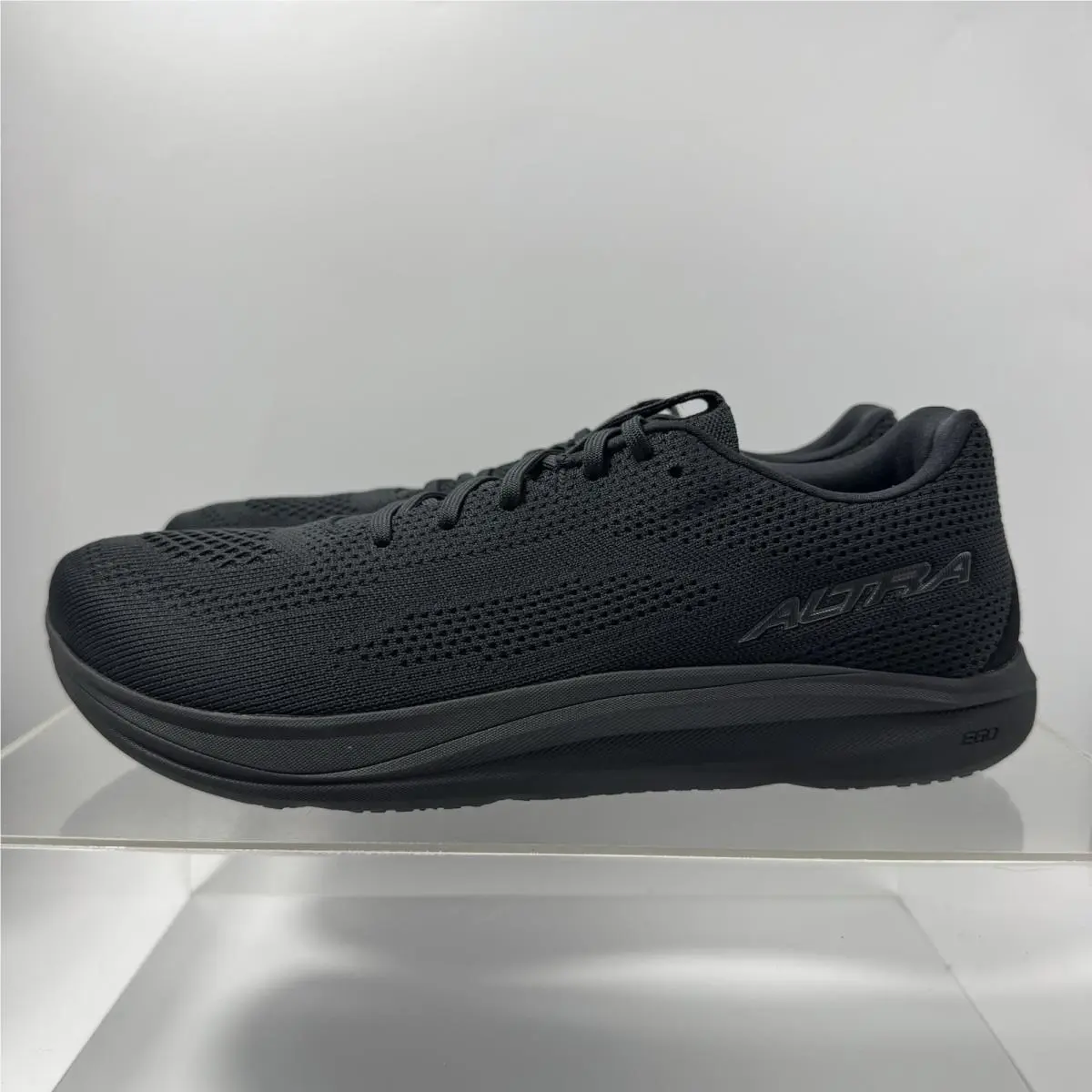 Altra Escalante 5 AL0A85T297N Triple Black Running Shoes Men’s Size 11
