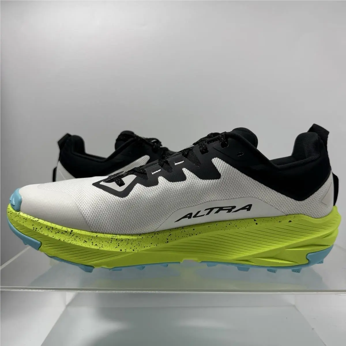 Altra shoes - Altra Experience Wild 3+ - Experience Wild - AL0A85V0102 - White 2