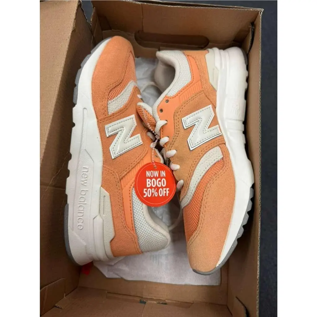 New Balance shoes - New Balance 997H - Orange/Beige 9