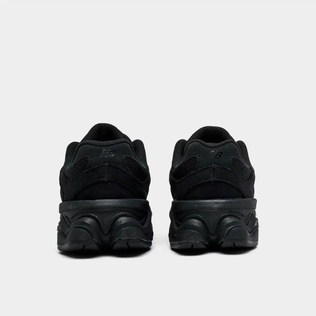 New Balance shoes - IV9060BB 001 - Black/Phantom 6