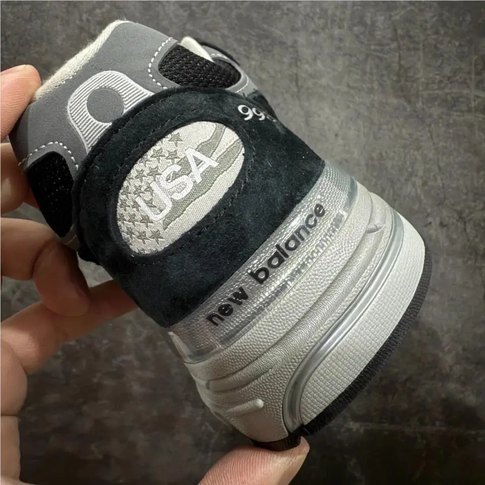 New Balance shoes - New Balance 993 - Black 3