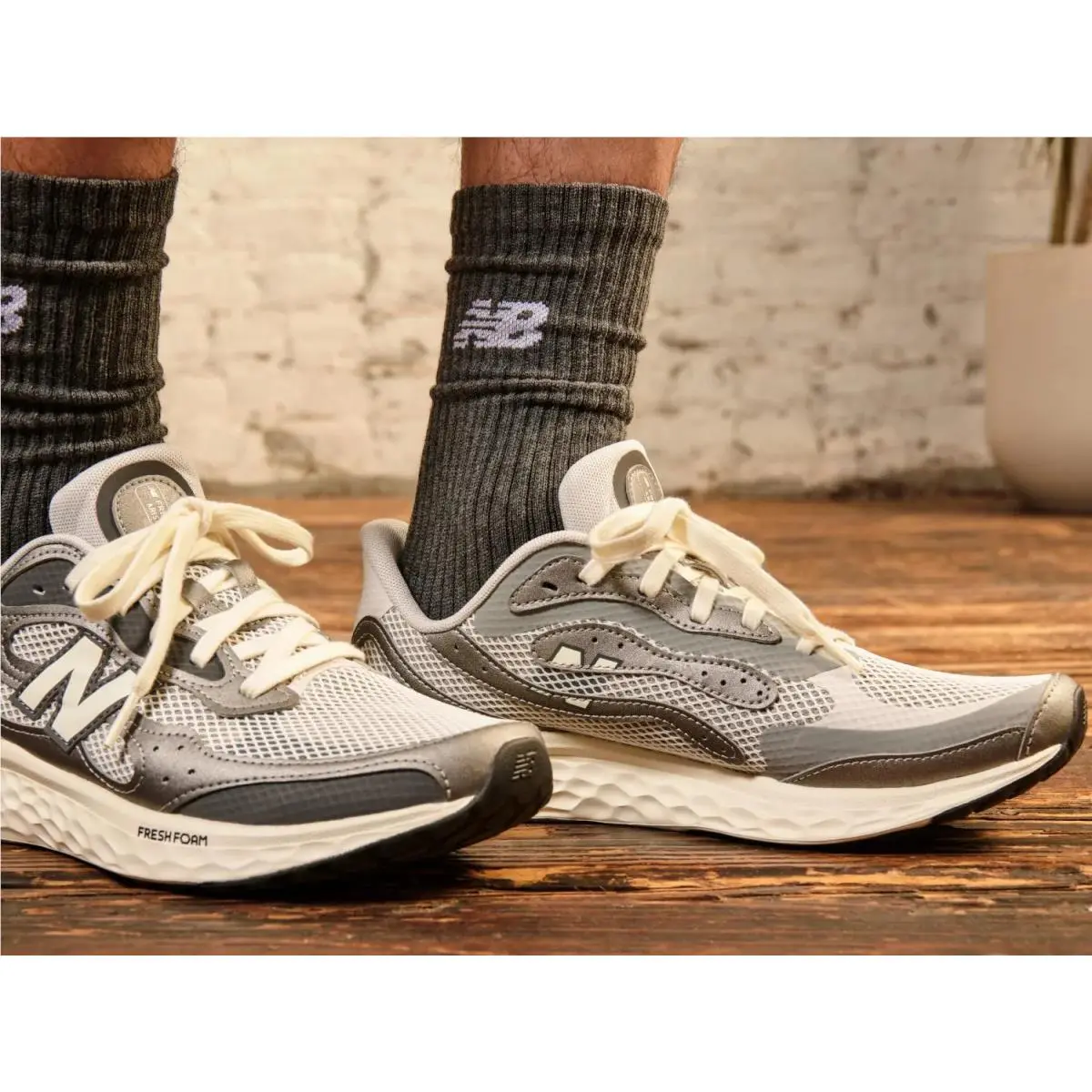 New Balance shoes - Grey/White 5