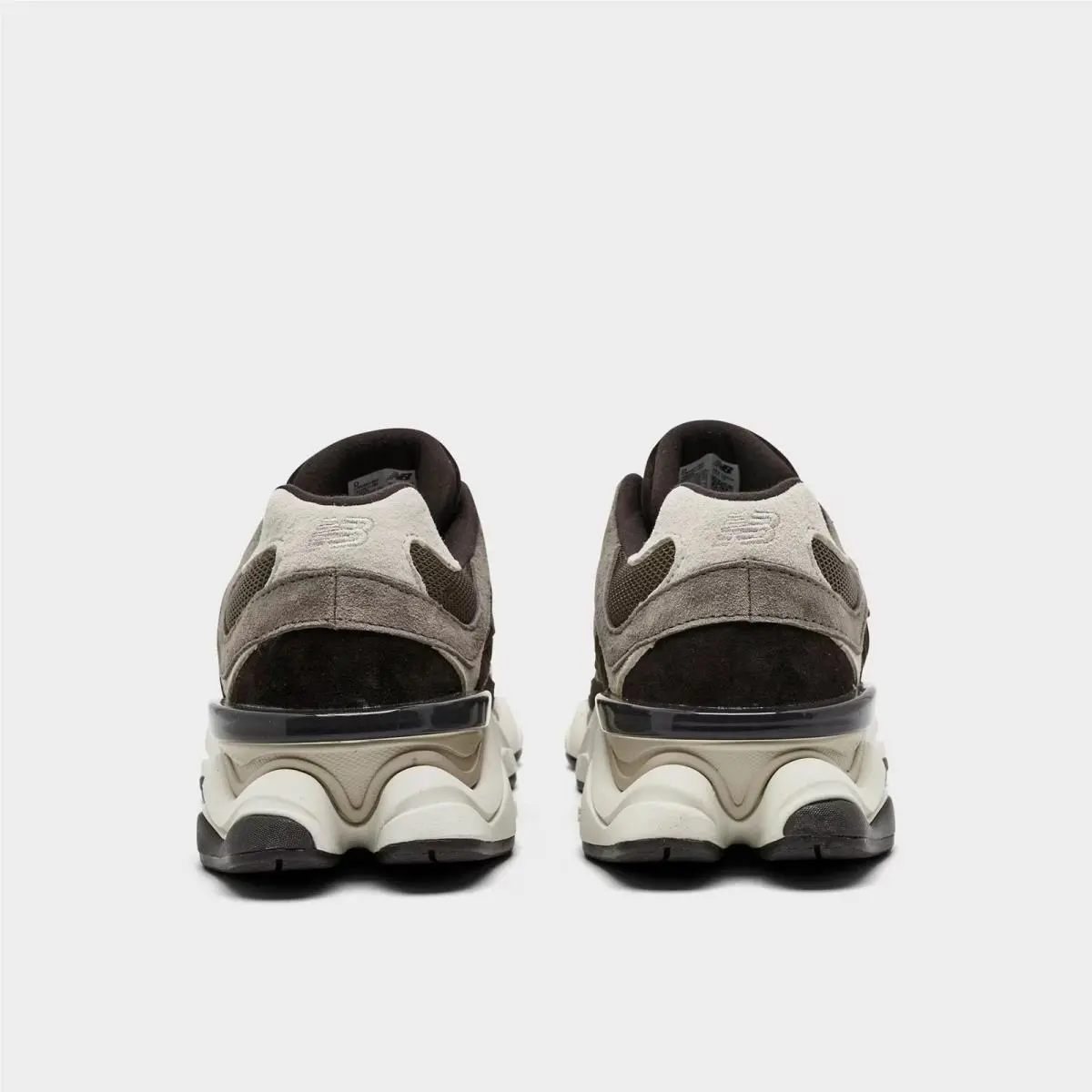 New Balance shoes - U90601BV 202 - Brown 2