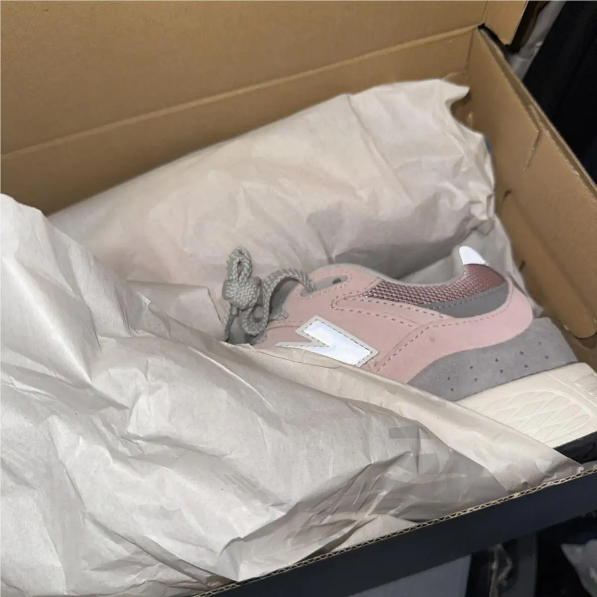 New Balance shoes - New Balance sports shoes M2002 - Gray, Spot: multicolour 4