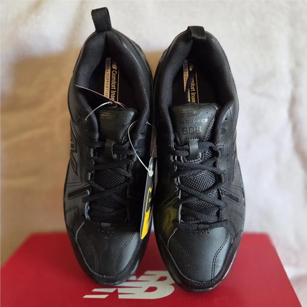 New Balance shoes - New Balance 608v5 - Black 3