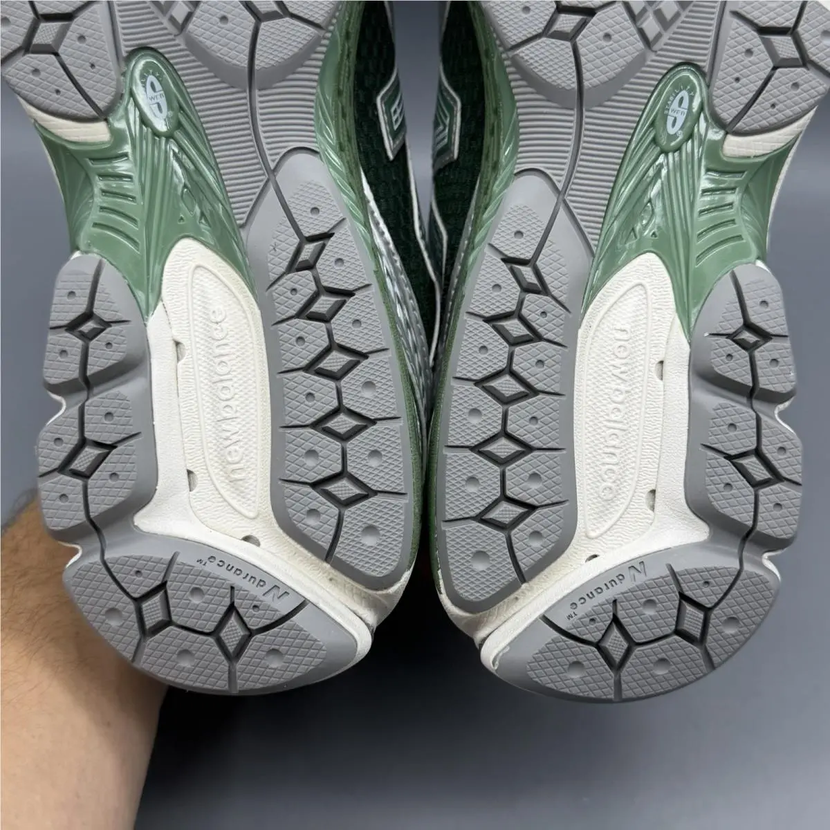New Balance shoes - New Balance 860v2 - ML860GP2 - Green (UPC: 0197966784126) 8