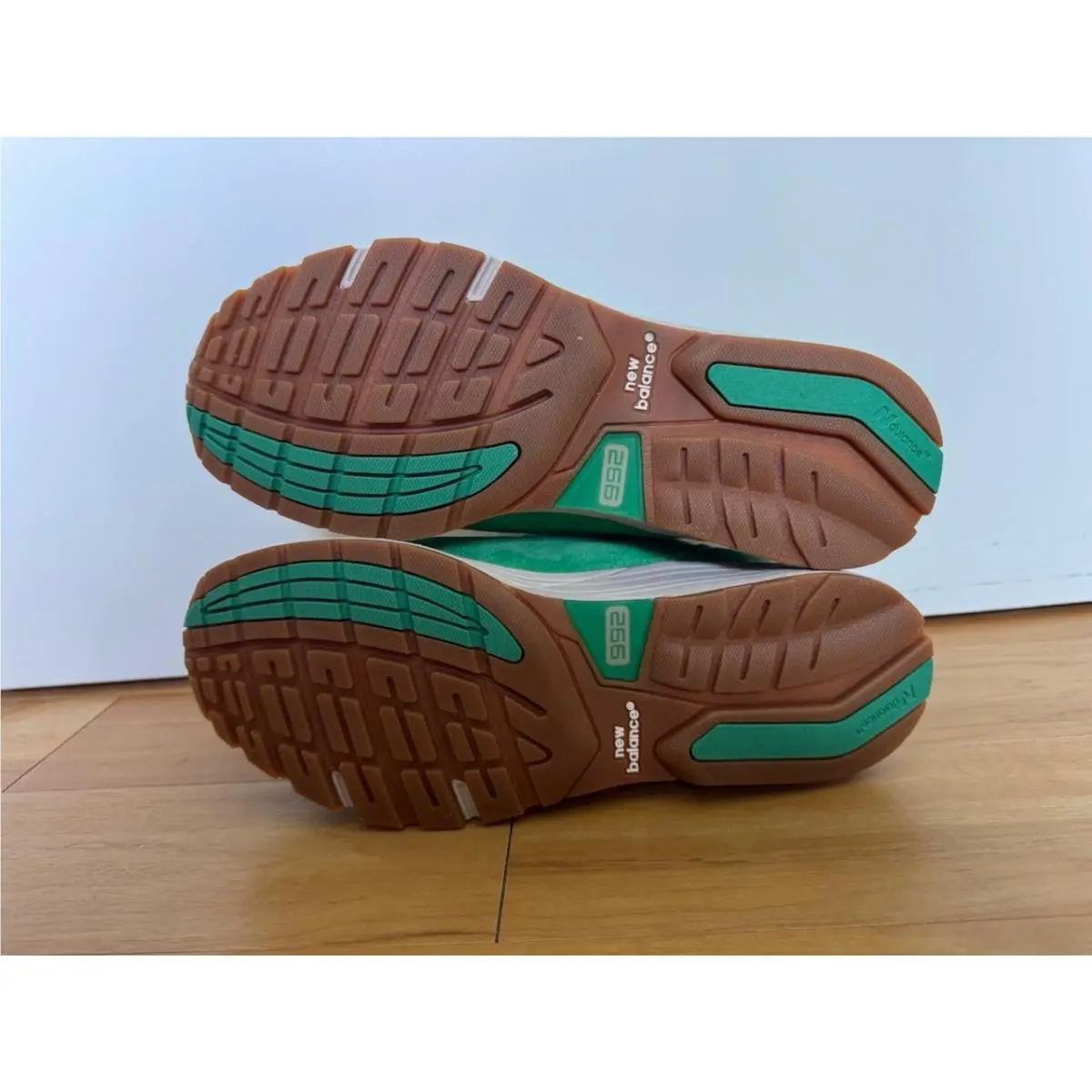 New Balance shoes - New Balance 992 - U992EN1 - Green 4