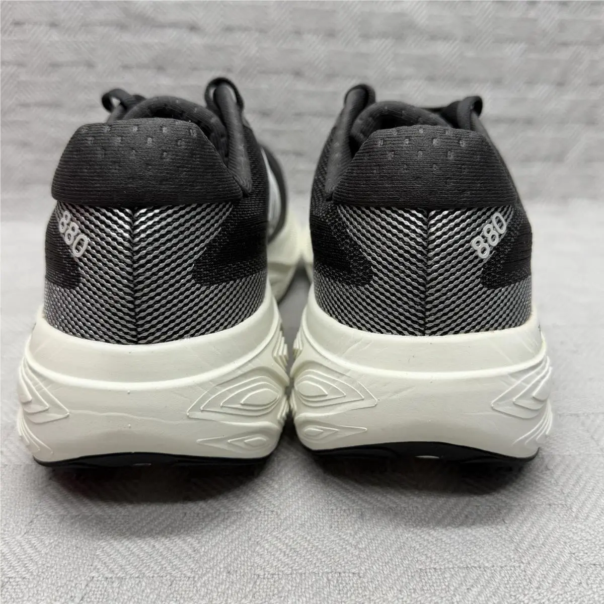 New Balance shoes - New Balance 880v5 - Black 1