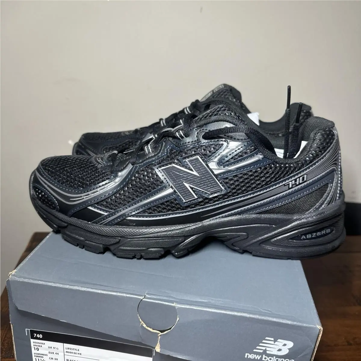 New Balance shoes - New Balance 740 - Black 1