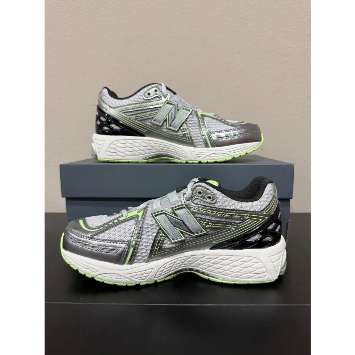 New Balance shoes - Silver 0