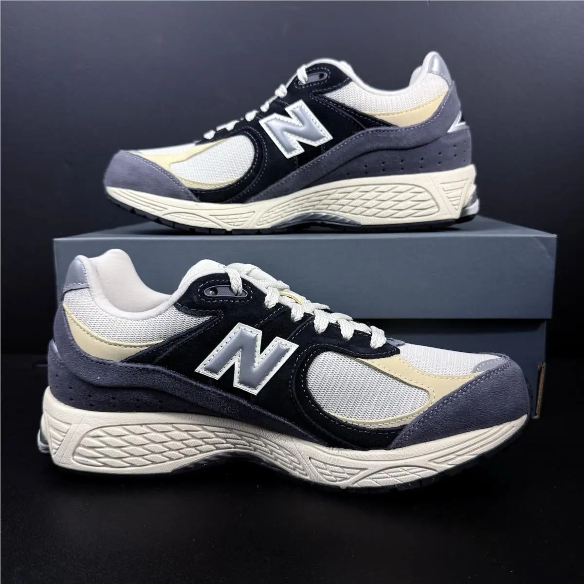 New Balance shoes - New Balance 2002 R - M2002RSH - Gray 0