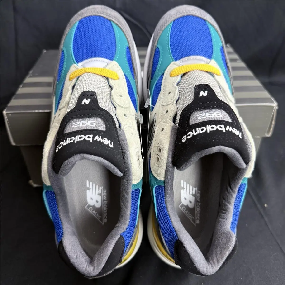 New Balance shoes - New Balance 992 - M992RR - Multicolor 2