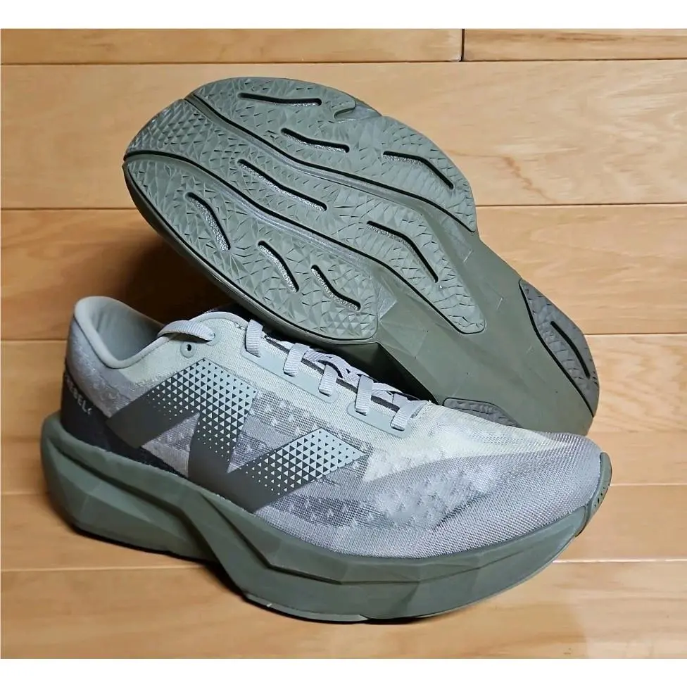 New Balance shoes - New Balance FuelCell Rebel - FuelCell Rebel - MFCXLF4 - Green 1