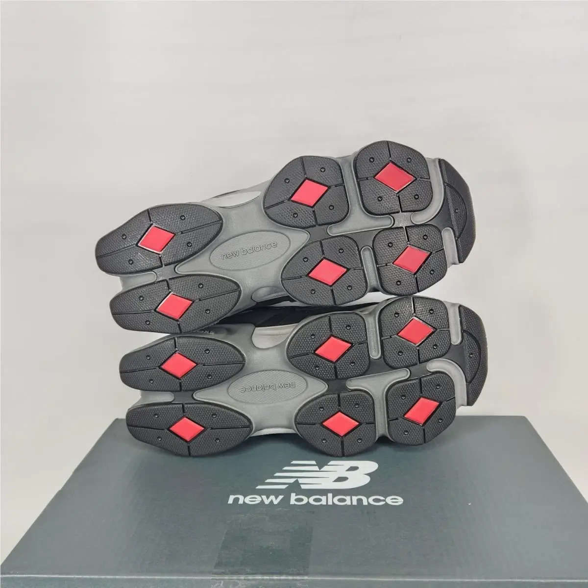 New Balance shoes - New Balance 9060 - Black 3