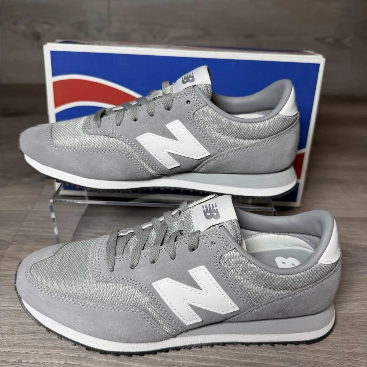 New Balance Women’s Sneakers 8.5 Gray White CW620GRY