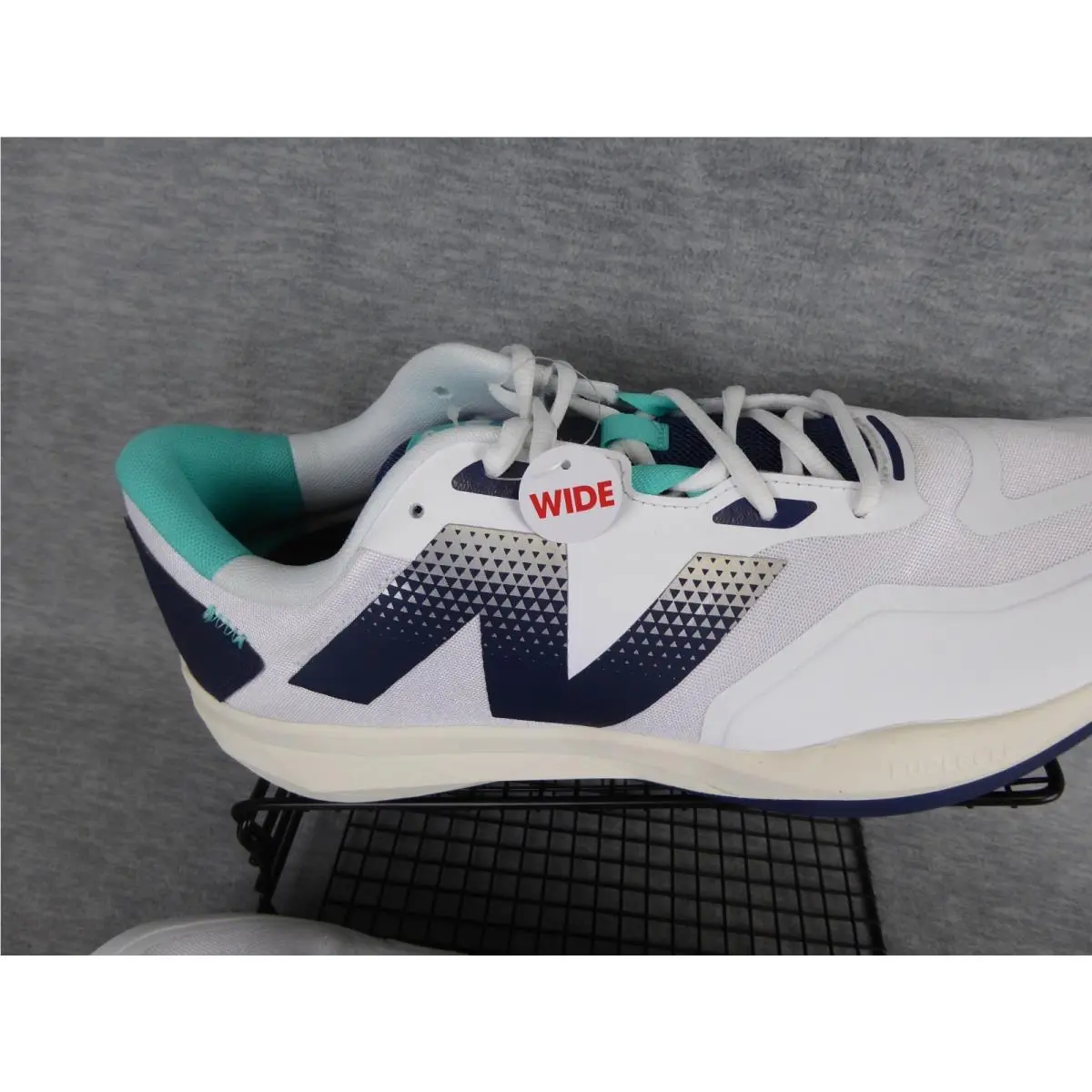 New Balance shoes - New Balance FuelCell 796v4 - FuelCell - White 3