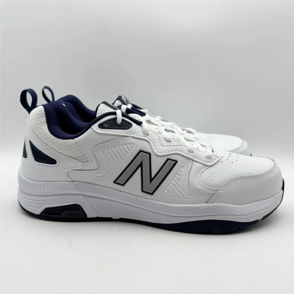 New Balance shoes - White (UPC: 195907525241) 1