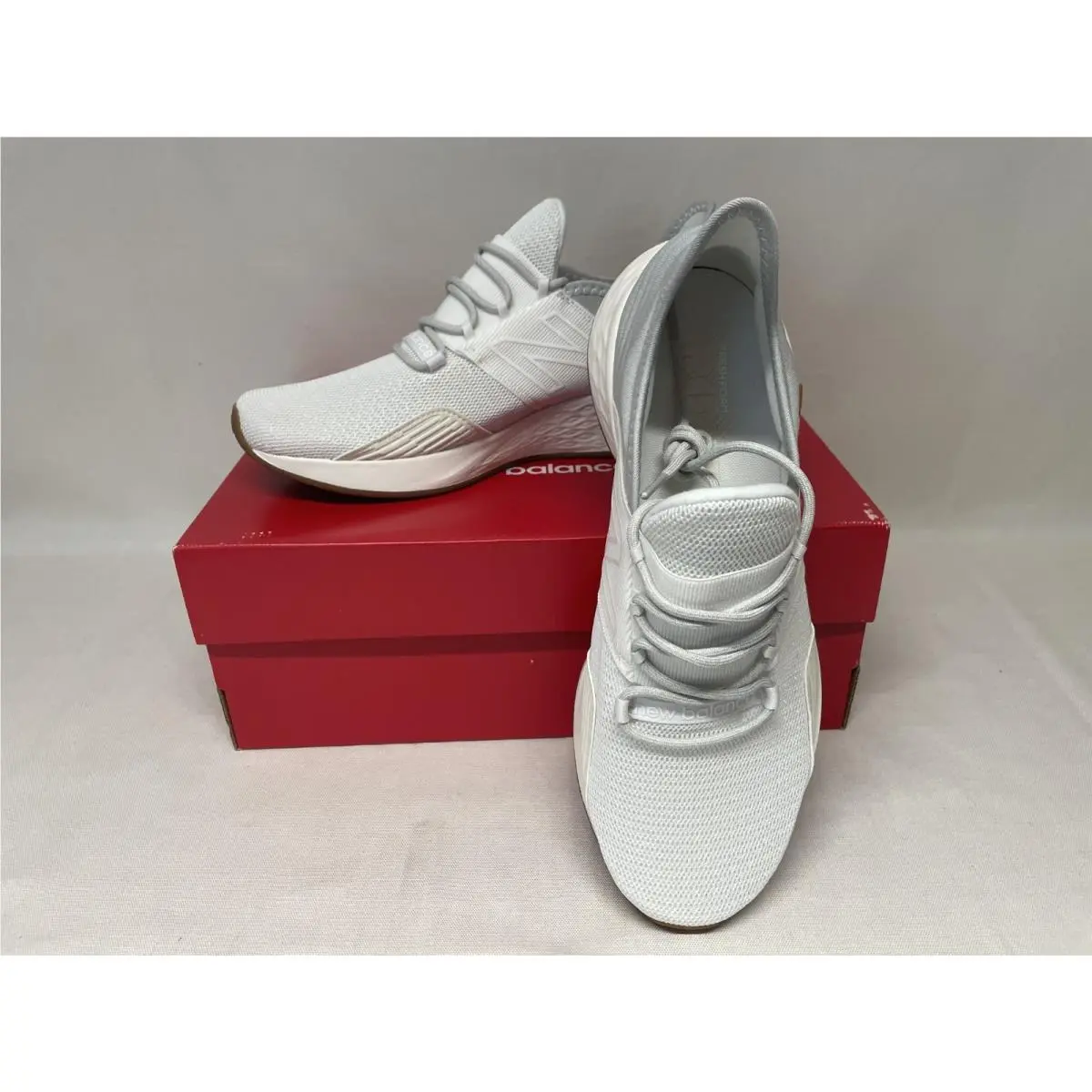 New Balance shoes - New Balance Fresh Foam Roav - White 2