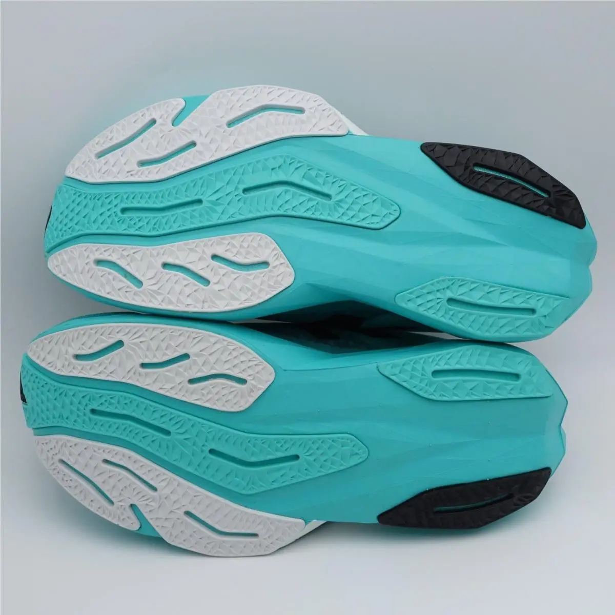 New Balance shoes - New Balance FuelCell Rebel v4 - MFCXCT4 - Blue (UPC: 197966390266) 4