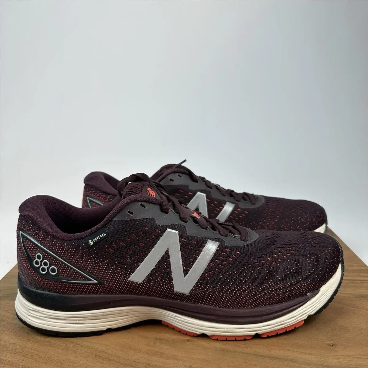 Mens New Balance 880 GT9 Running Course Athletic Shoes Sneakers Size 12.5 M