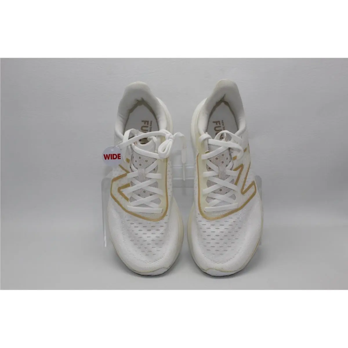 New Balance shoes - New Balance Fuelcell Rebel v3 - White 5