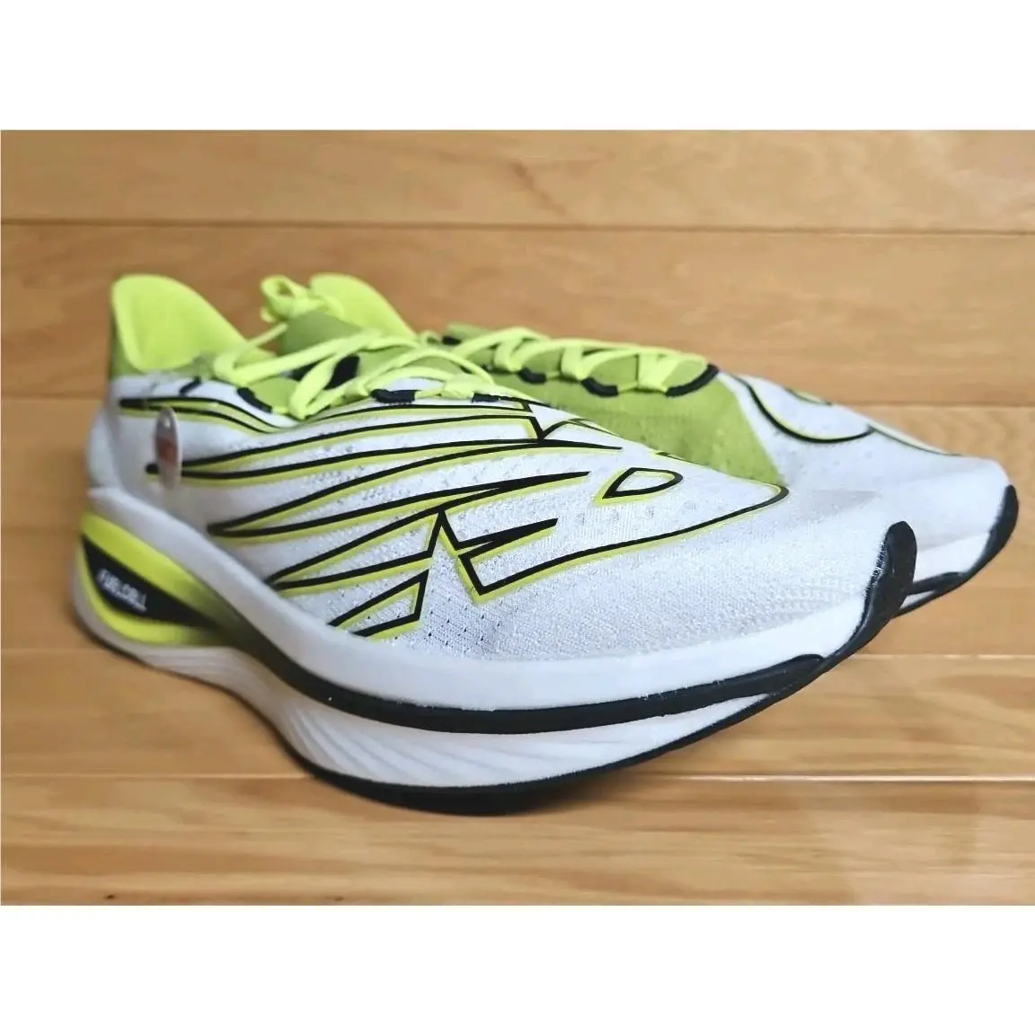 New Balance shoes - New Balance FuelCell SuperComp Elite V3 - WRCELCT3 - Green (UPC: 196652907764) 0