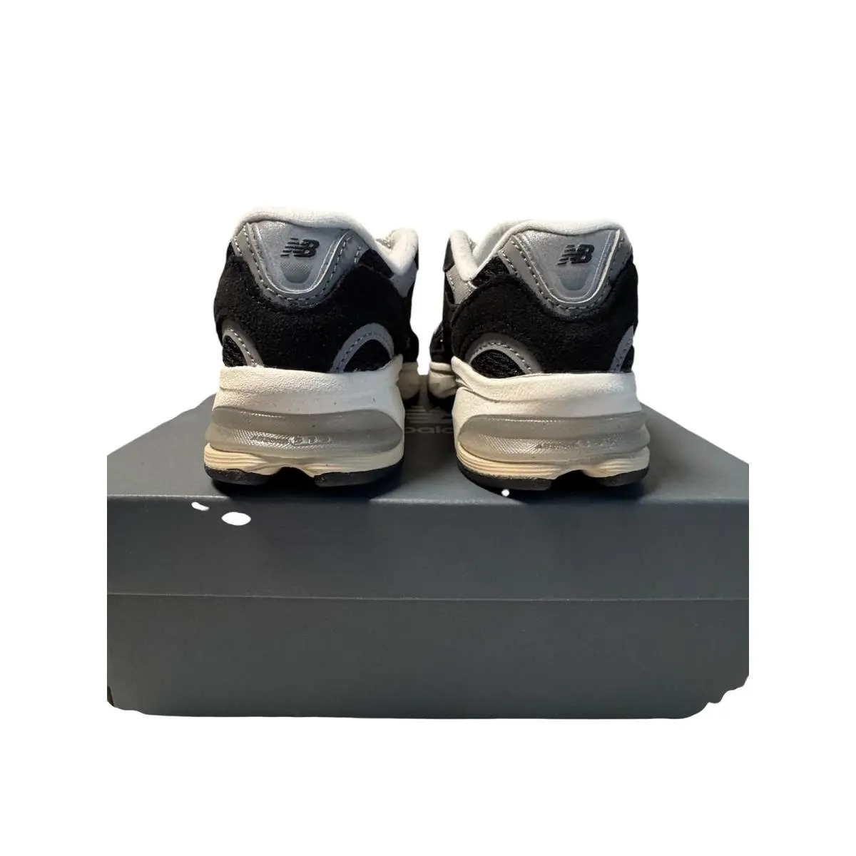 New Balance shoes - New Balance 2010 - Black 8