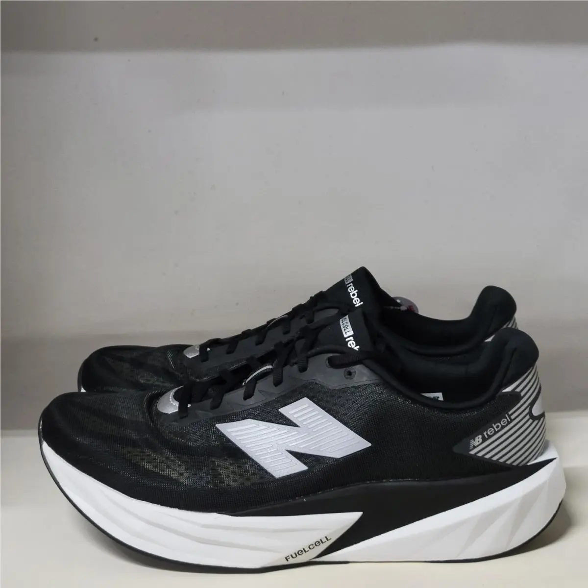 New Balance shoes - New Balance FuelCell Rebel - FuelCell Rebel - Black 2
