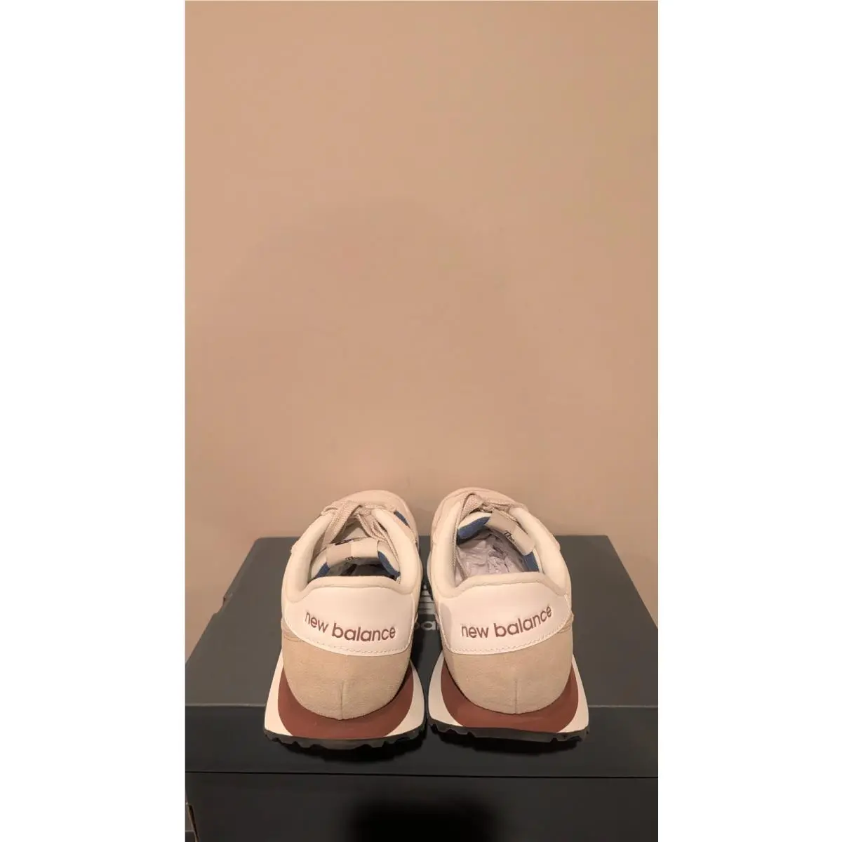 New Balance shoes - SEA SALT with TIMBERWOLF and MAGIC BLUE 2