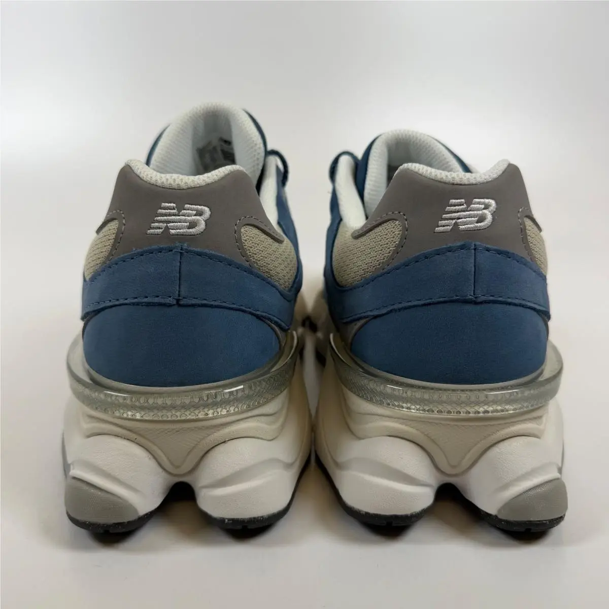 New Balance shoes - New Balance 9060 - Blue 3
