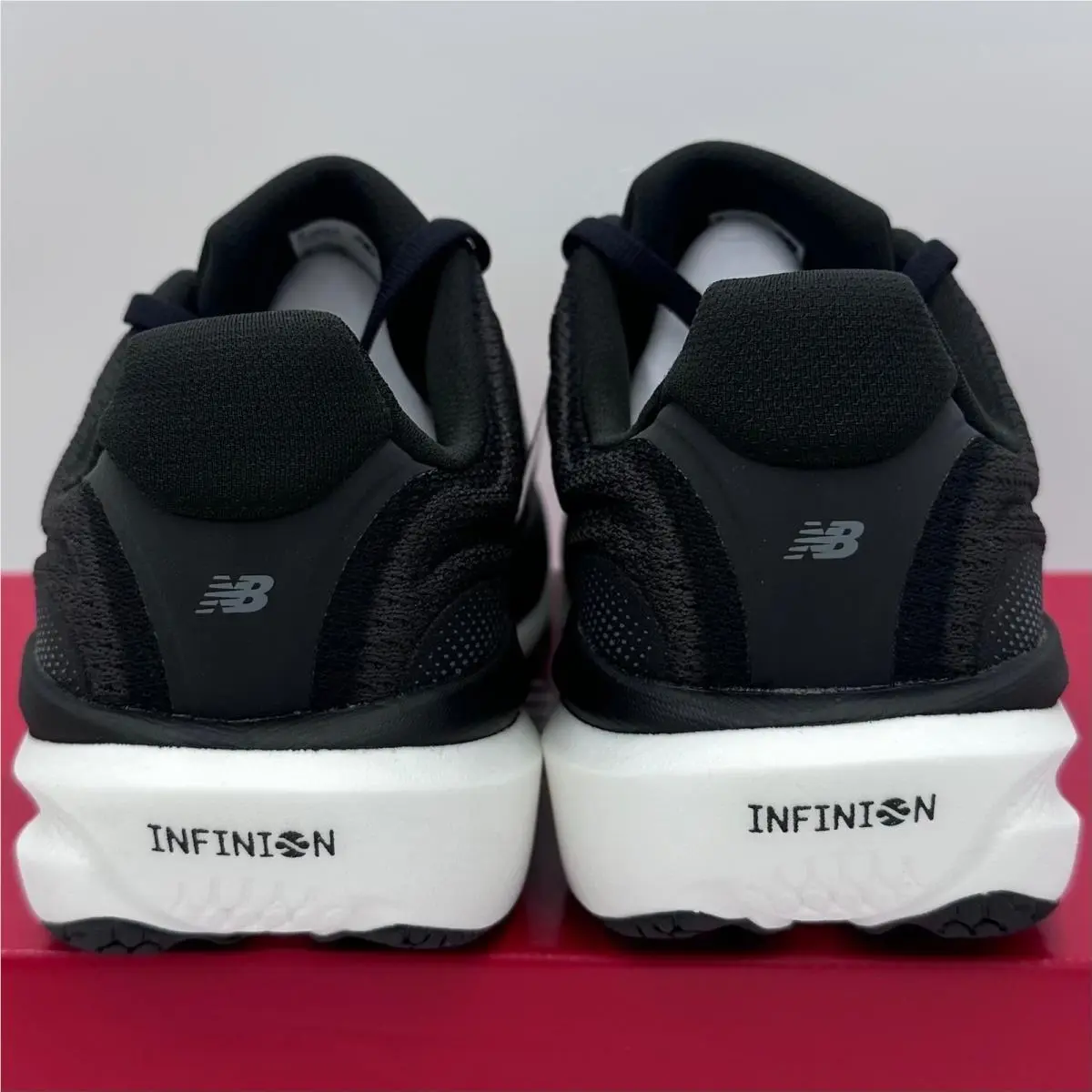 New Balance shoes - Black 4