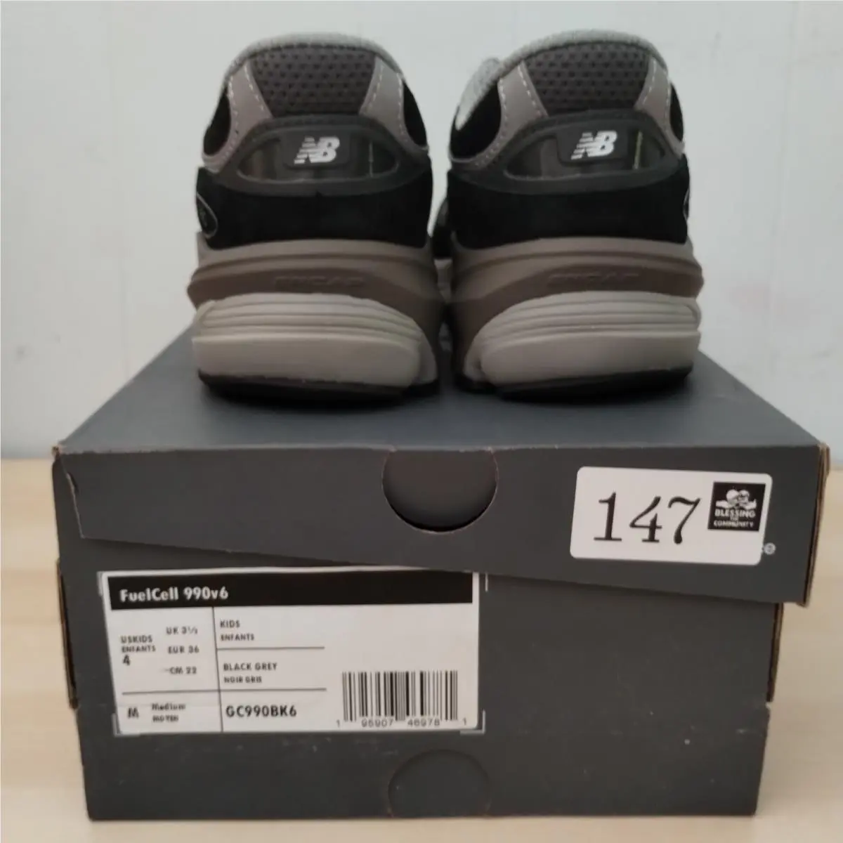 New Balance shoes - New Balance 990 - Black 4