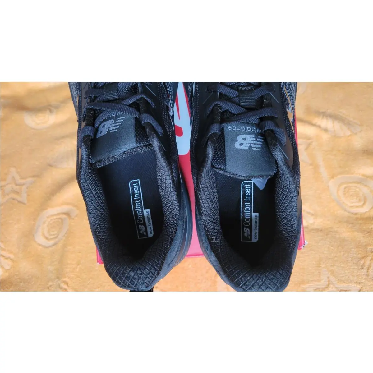 New Balance shoes - Black 2