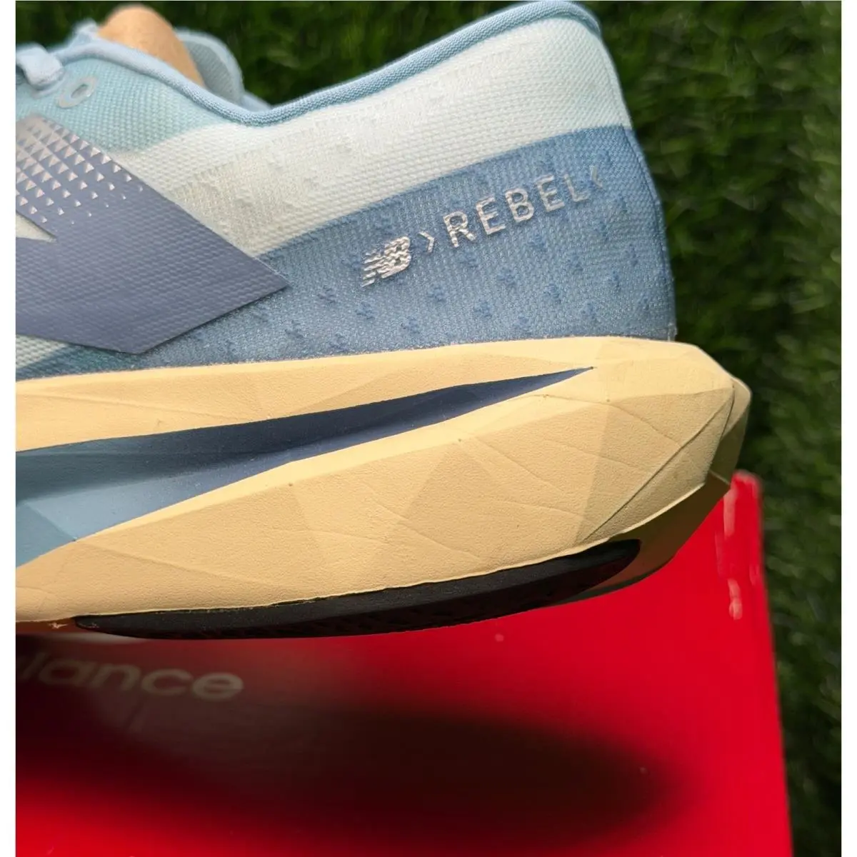 New Balance shoes - New Balance FuelCell Rebel v4 - Blue 1